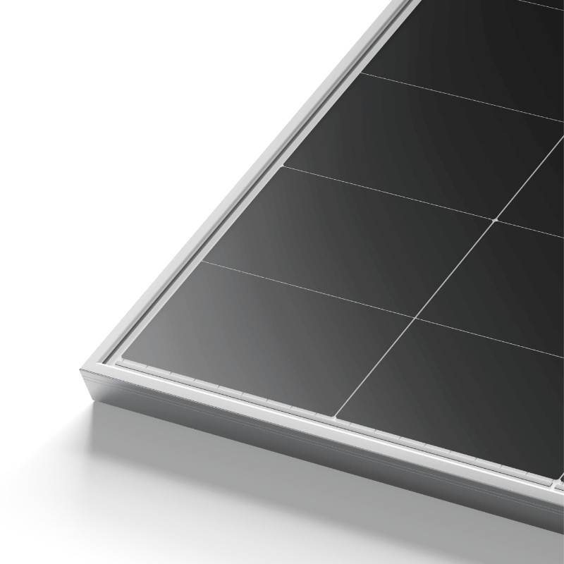 WERAN 640-670W HPBC 2.0 bifaciální solární panel – OEM Zadní kontaktní fotovoltaický modul s dvojitým sklem pro utility a EPC projekty